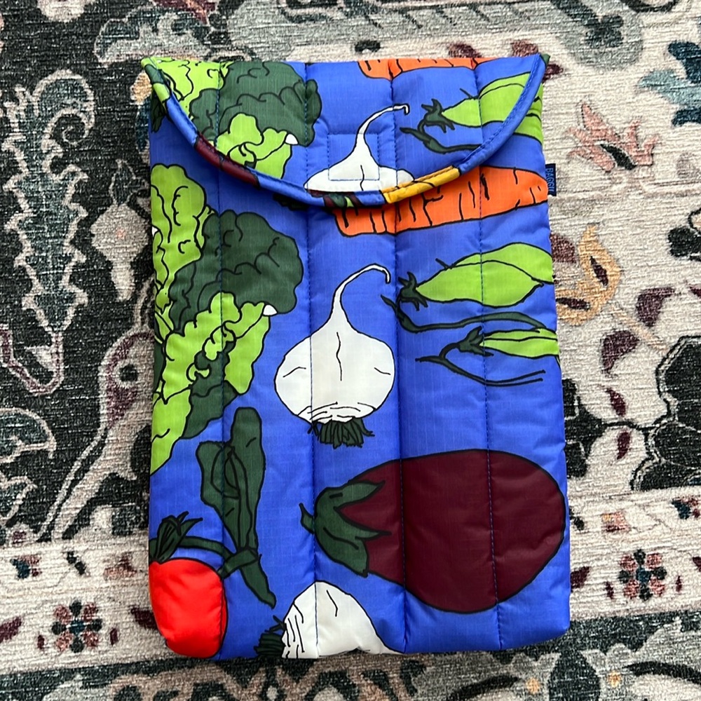 Baggu 13” laptop sleeve
